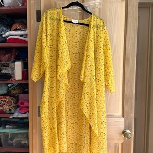LuLaRoe layering kimono